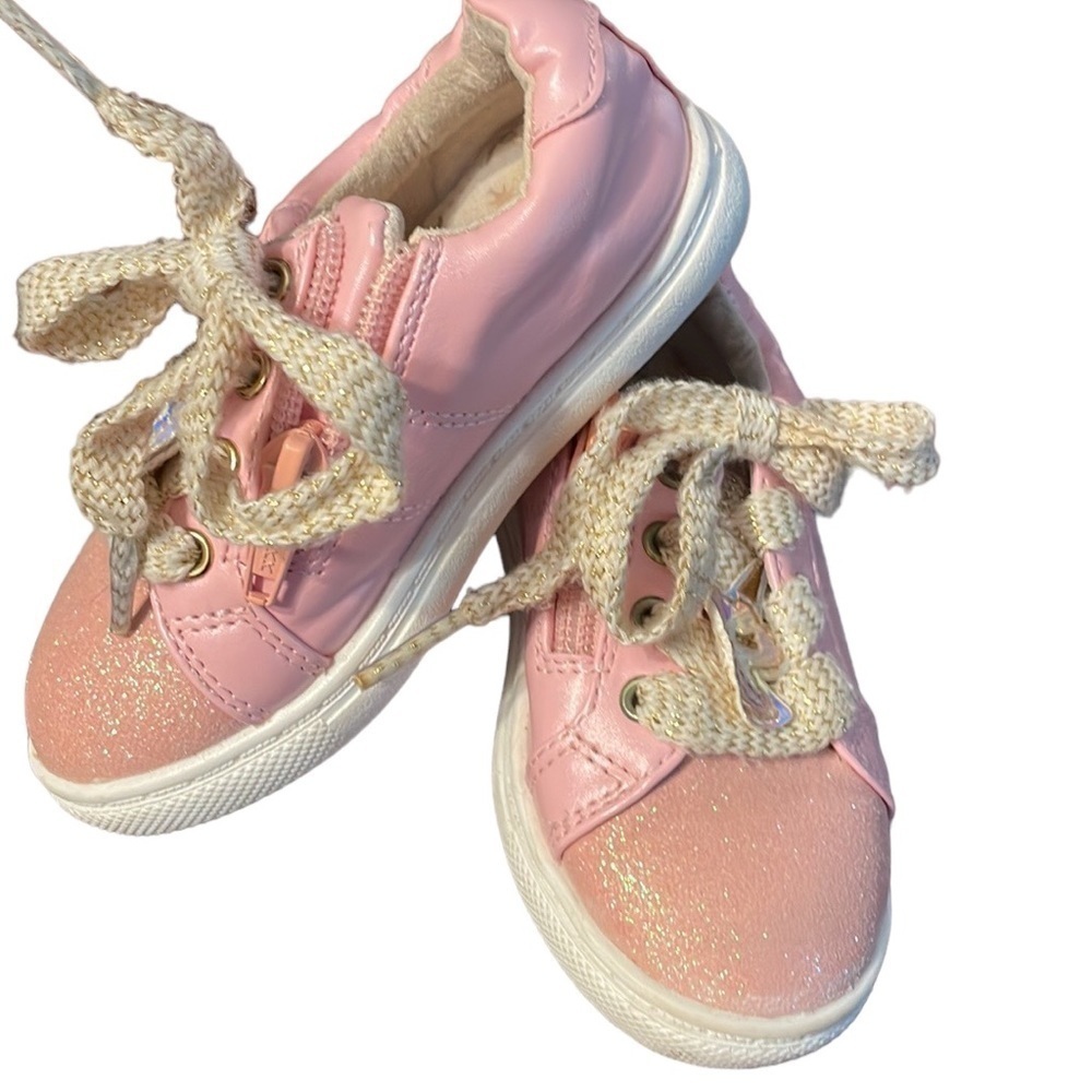 Maggie‎ & Zoe Sparkly Sneakers